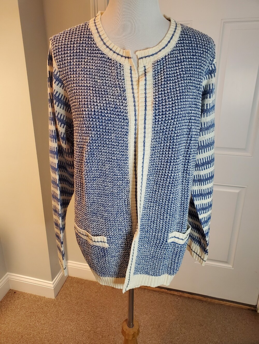 Susan Graver Blue and Cream Knit Open-Front Cardigan